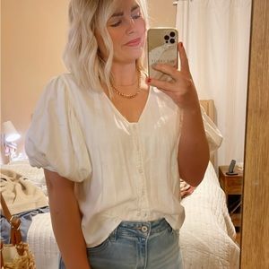 Puff sleeve button up